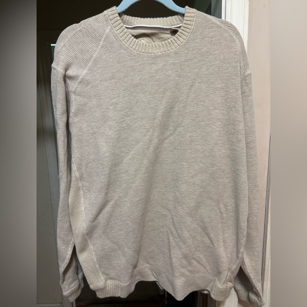 TOMMY BAHAMA size men’s XL tan/cream‎ sweater